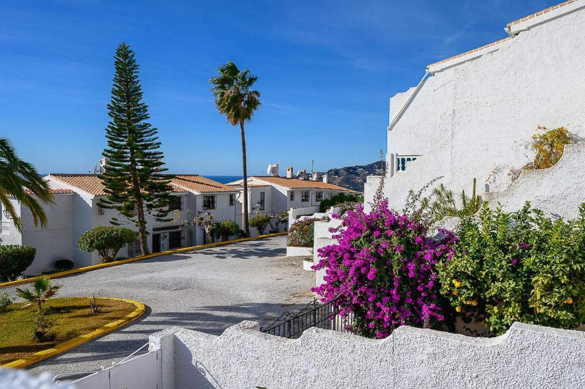 Casa Yaya Nerja Apartment Exterior photo